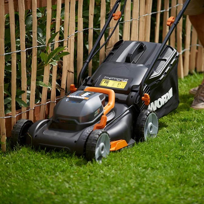 WORX 20V Lawn Mower & Grass Trimmer Kit WG927E 9