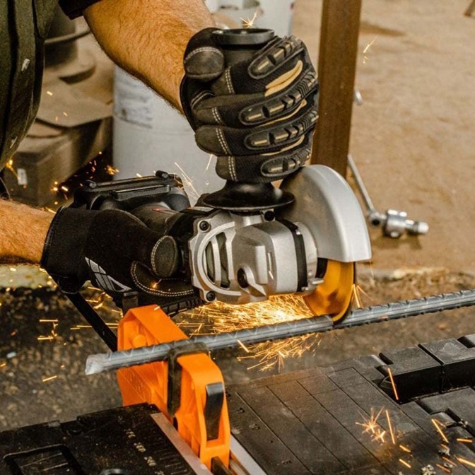 WORX 20V NITRO 125mm Angle Grinder WX812.9 6