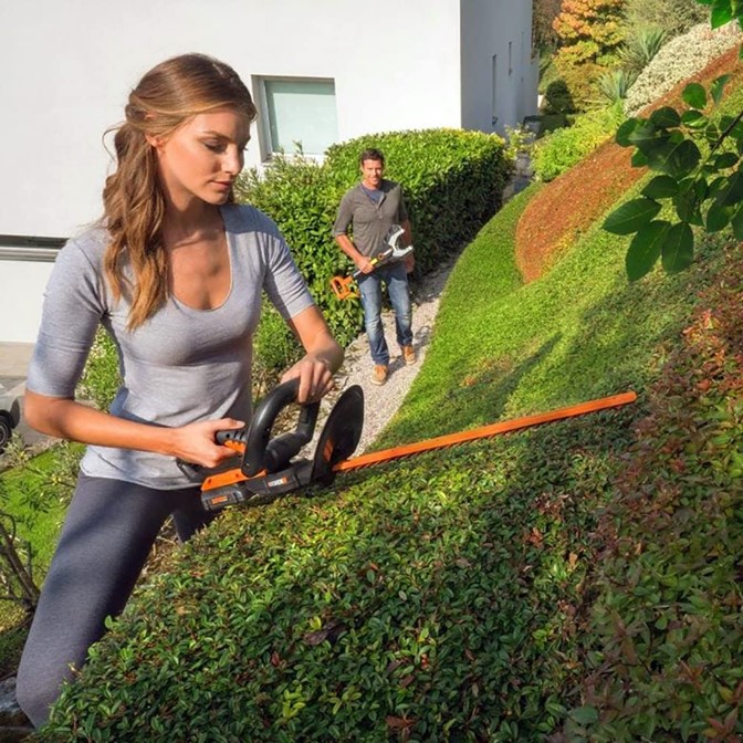 WORX 20V Hedge Trimmer 450mm WG261E.9 10