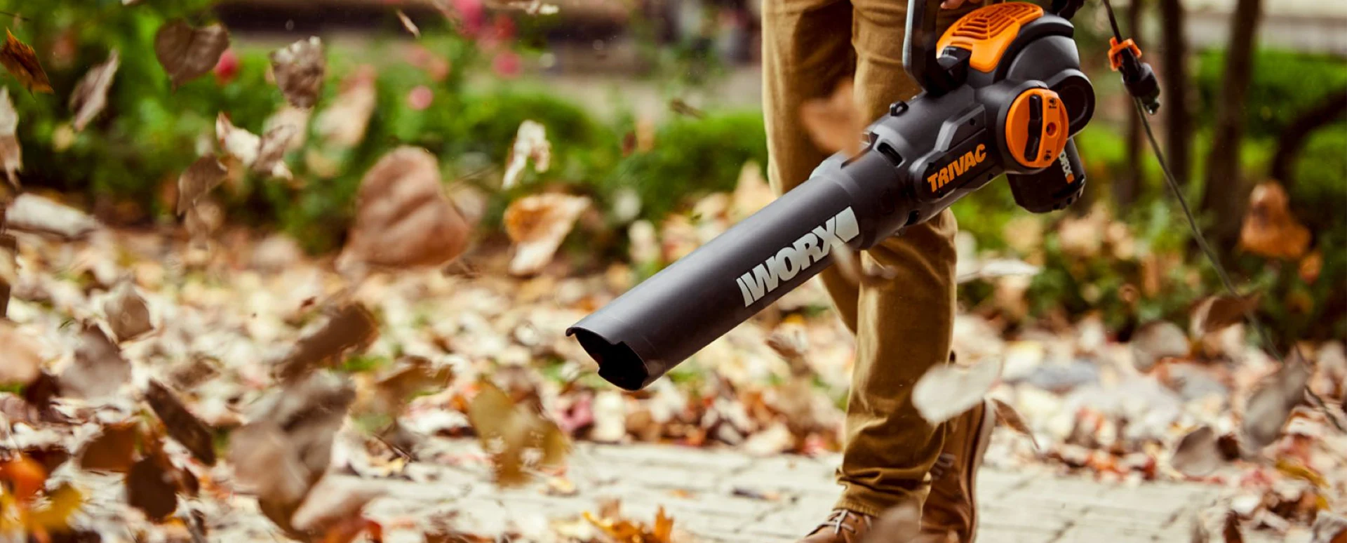 WORX LeafJet cordless leaf blower